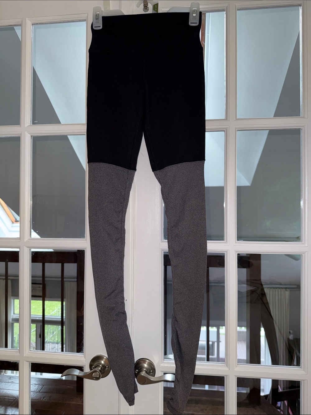 80. Alo goddess leggings